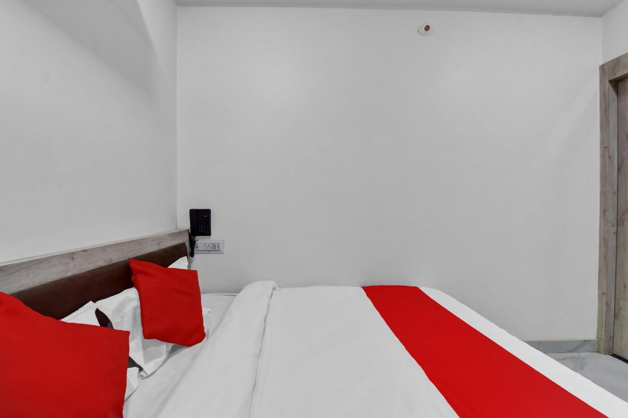 Hotel OYO 82023 Grand L M Ajmer Exterior foto